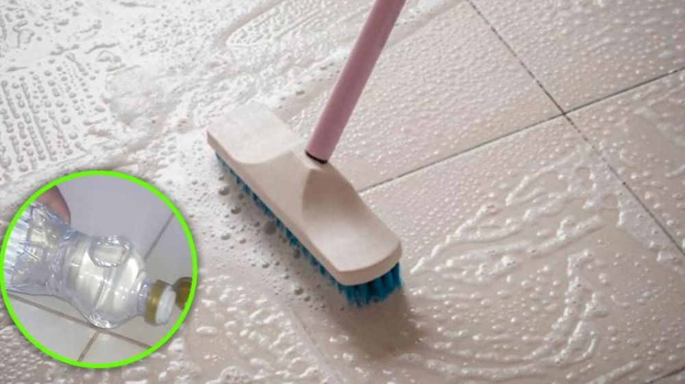 Comment faire un nettoyant pour sols qui ne laisse pas de traces et nettoie les joints